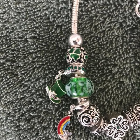 Shamrock Charm Bracelet Beaded Rainbow Pot of Gold Leprechaun St Patrick… - Picture 11 of 12